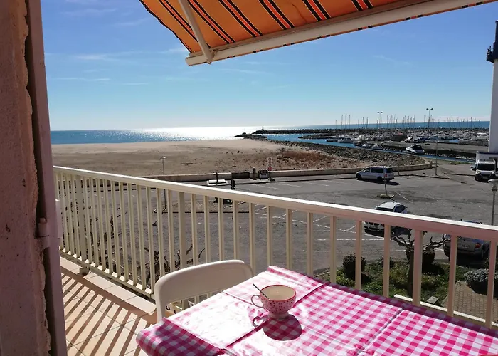 Superbe Avec Vue Sur Et Port, Parking Prive
