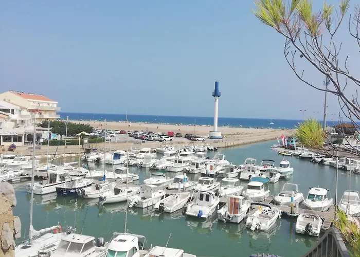 아파트 Superbe Avec Vue Sur Et Port, Parking Prive Saint-Pierre-la-Mer (Aude)