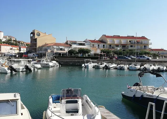 Superbe Avec Vue Sur Et Port, Parking Prive * Saint-Pierre-la-Mer (Aude)